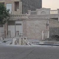 شاگرد برا سنگ کاری نما