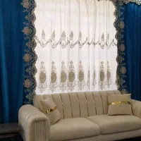 پرده سلطنتی در حد نو