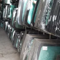 شیشه اتومبیل