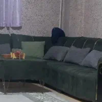 مبل ال ۶ نفره با رنگ سبز تیره و طراحی شیک