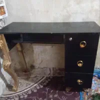 میز تمیز در حد نو