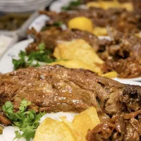 استخدام نیرو در رستوران ایرانی|استخدام خدمات فروشگاه و رستوران|مشهد, ولیعصر (شهرک غرب)|دیوار