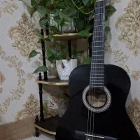 گیتار دیاموند مشکی .