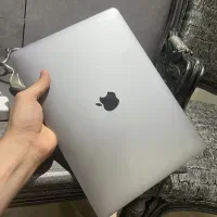 مک بوک پرو رتینا لپ تاپ لپتاپ lap top laptop