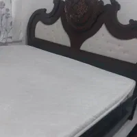 تخت دو نفره با تشک و کمد