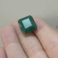 یک عدد زمرد معدنی درشت و خوشرنگ|جواهرات|شیروان (خراسان), |دیوار