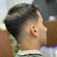 آرایشگر مردانه