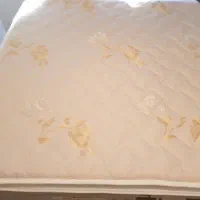 تخت خواب و تشک عرض ۱۴۰|تخت و سرویس خواب|تهران, زعفرانیه|دیوار