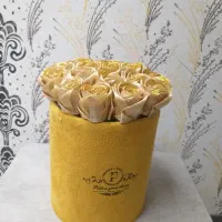 باکس گل ها و دسته گل آماده بسیار زیبا