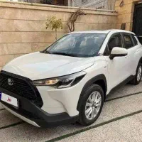 کرولا کراس هیبریدی سفید تازه تحویل مدل۲۰۲۵