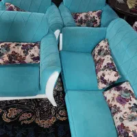 مبل ۷ نفره با بالشت و میز عسلی