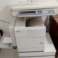 دستگاه کپی به همراه ویترین