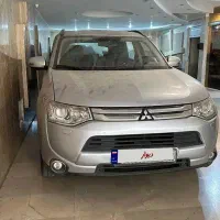 میتسوبیشی اوتلندر ۲۰۱۴|خودرو سواری و وانت|تهران, امام زاده قاسم (نیاوران)|دیوار