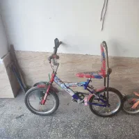 سه عدد دوچرخه|دوچرخه، اسکیت، اسکوتر|شیراز, کوشک میدان|دیوار