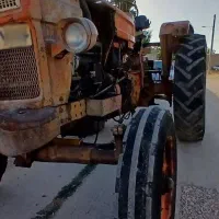 تراکتور رومانی با ادوات