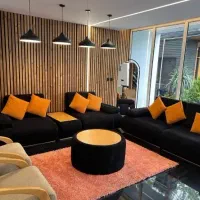 اجاره-آپارتمان-مبله-ماهانه-و-روزانه-در-انقلاب