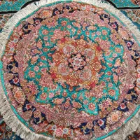 فرش دستبافت گرد ابریشم زیبا