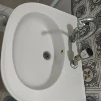 یک عدد روشویی دستشویی و حمام تمیز و سالم|لوازم سرویس بهداشتی|چمران, |دیوار