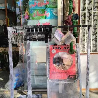 رگال و رخت آویز لباس
