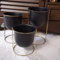 گلدان فلزی