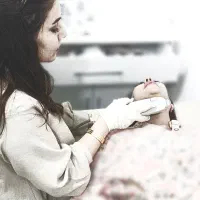 مرکز تخصصی پوست و زیبایی نوگول