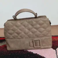 تعدادی کیف درحد نو|کیف، کفش، کمربند|شیروان (خراسان), |دیوار