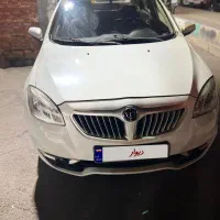 برلیانس ۳۳۰ دنده موتور بزرگ