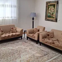 مبل هفت نفره به همراه میز وسط