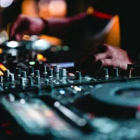 اجراع مراسم های دیجی  عروسی  دورهمی  تولد  افتر