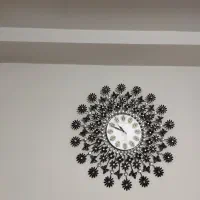 ساعت دیواری سالم