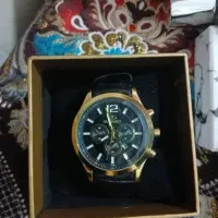 ساعت شیک و زیبا