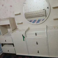 آیینه و کنسول