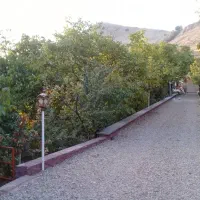 سویت باغ|اجارهٔ کوتاهمدت ویلا و باغ|دماوند, گیلاوند|دیوار