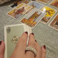فال قهوه تاروت شمع آینه تضمینی شمع تراپی