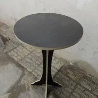 میز گرد بلند|میز و صندلی غذاخوری|خوی, |دیوار