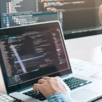 توسعه نرم افزار و سخت افزار برای کسب و کارها