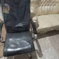 سلام یک،دست،مبل،درحدنوومیزاداری وصندلی چرخی و۲عدد|مبلمان اداری|قائن, |دیوار