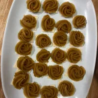 انواع حلوا|خوردنی و آشامیدنی|اصفهان, رکن الدوله غربی|دیوار