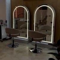 اجاره صندلی معلم براصلی ناخن،میکاپ شینیون، بافت مو