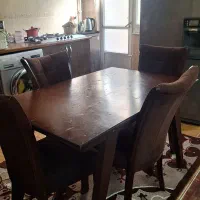 میز غذاخوری فرش آشپزخانه