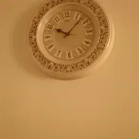 ساعت دیواری