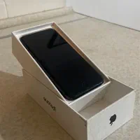 اپل iPhone 7 با حافظهٔ ۱۲۸ گیگابایت