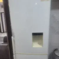 یخچال فریزر سامسونگ. سالم. تضمینی.