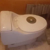 توالت فرنگی و روشویی