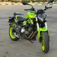 بنلی دو سیلند (۳۰۰)