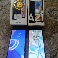 دو دستگاه گوشی سامسونگ