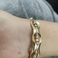 طلا100بالای تابلو