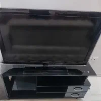 تلوزیون سامسونگ ۴۲ اینچ همراه میز و براکت