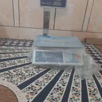 تلفزیون با میز و ترازو و منقل فروخته میشود|میز تلویزیون|اهواز, زرگان|دیوار