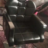 صندلی جک دار و تنظیم ارتفاع پمپی برای آرایشگری